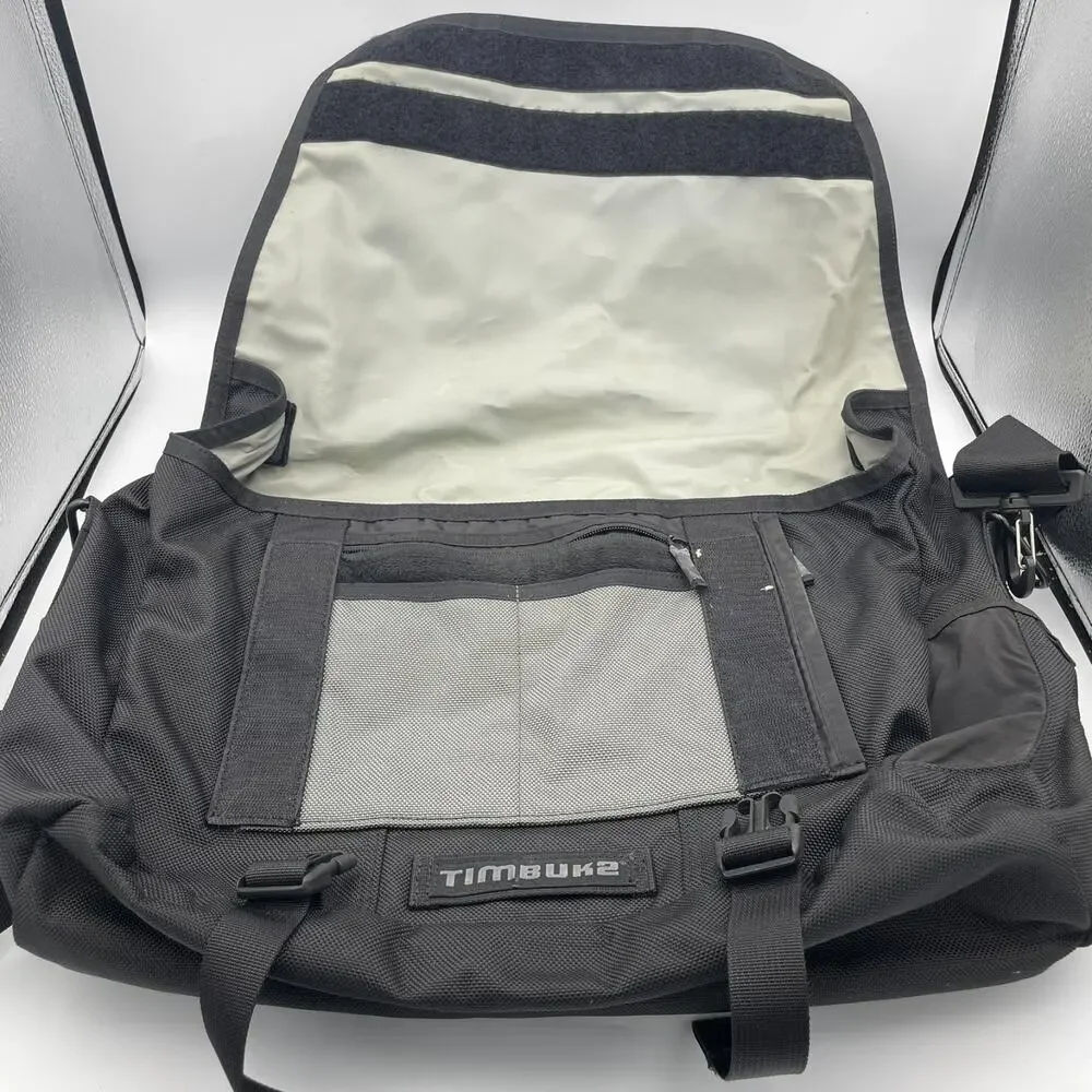 Timbuk2 Messenger Bag Black Laptop Travel Commuter Shoulder Crossbody Bag